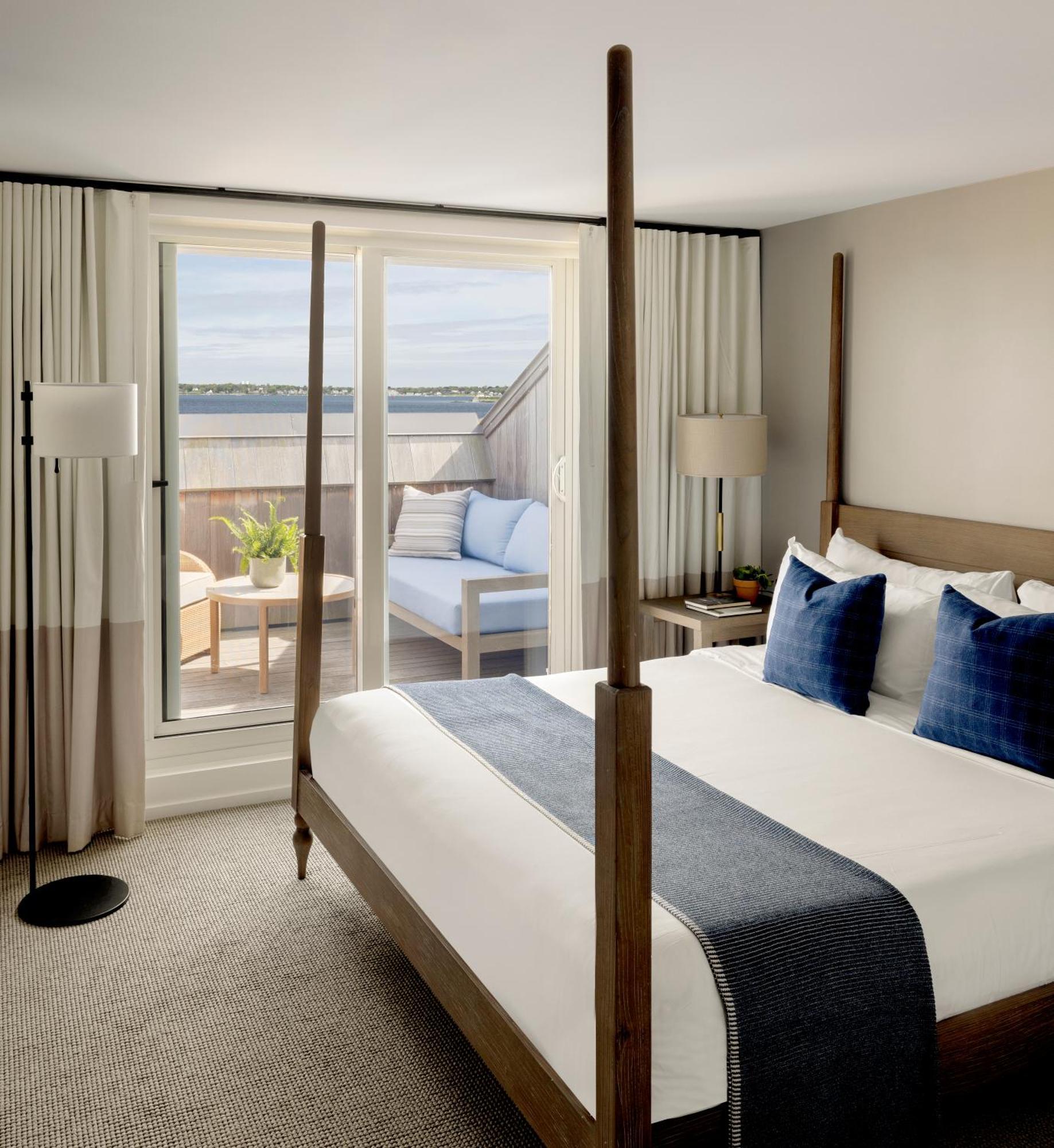 Newport Harbor Island Resort Екстериор снимка