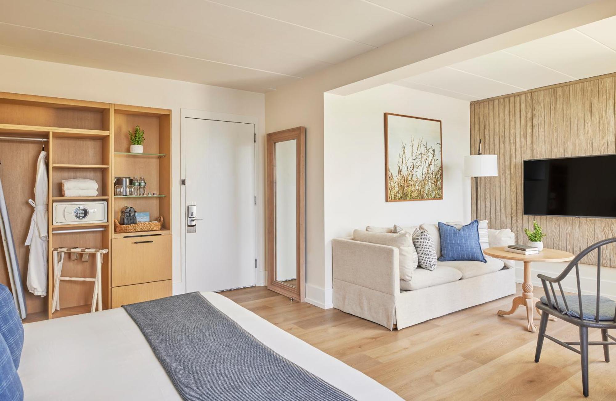 Newport Harbor Island Resort Екстериор снимка